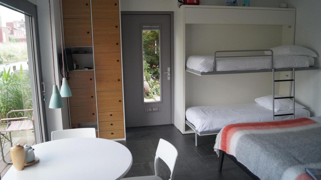 Room With A Few Amsterdam Eksteriør billede