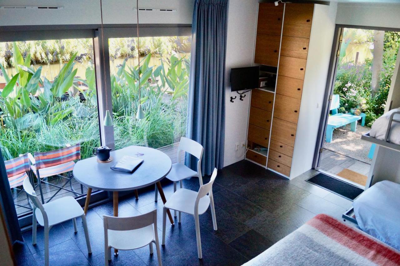 Room With A Few Amsterdam Eksteriør billede