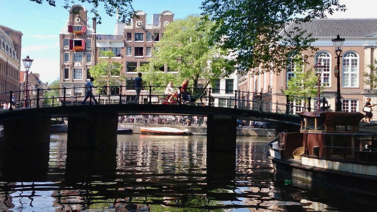 Room With A Few Amsterdam Eksteriør billede