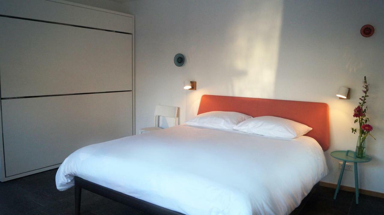 Room With A Few Amsterdam Eksteriør billede